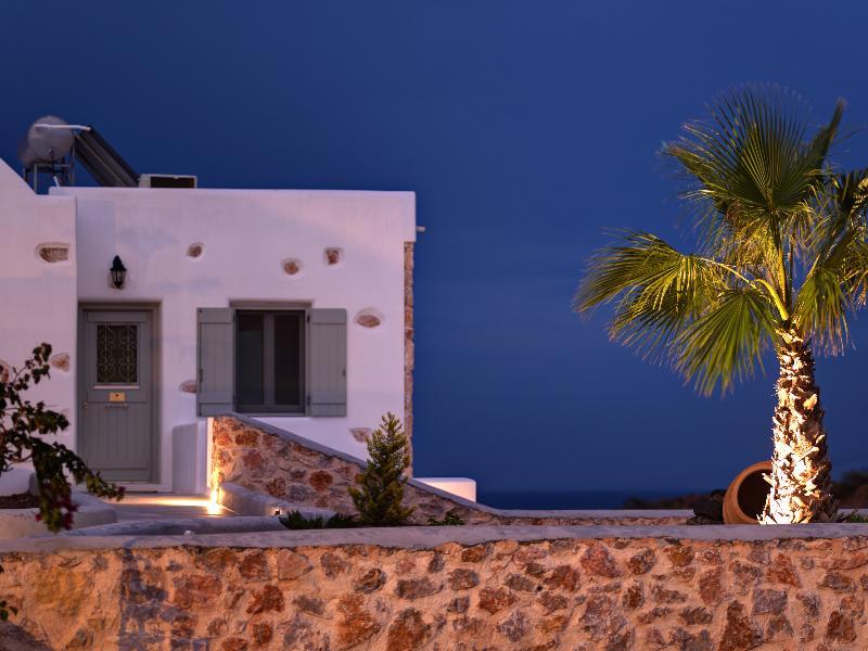 Desiterra Resort Suites & Villas Karterados  Buitenkant foto