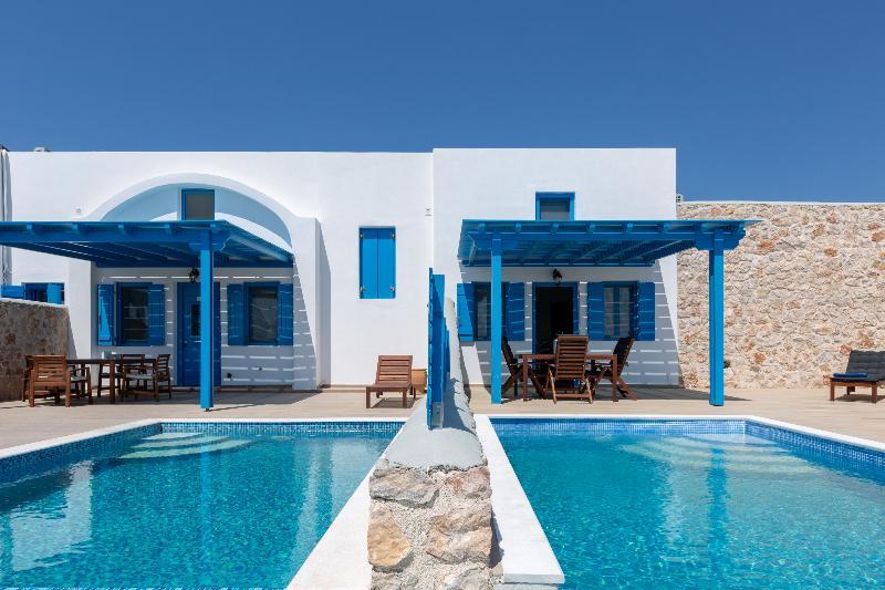 Desiterra Resort Suites & Villas Karterados  Buitenkant foto