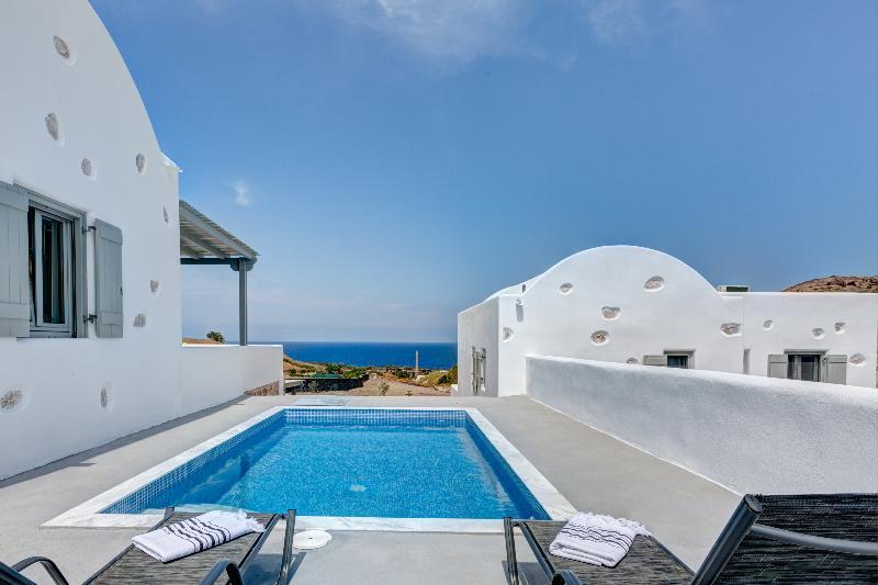 Desiterra Resort Suites & Villas Karterados  Buitenkant foto